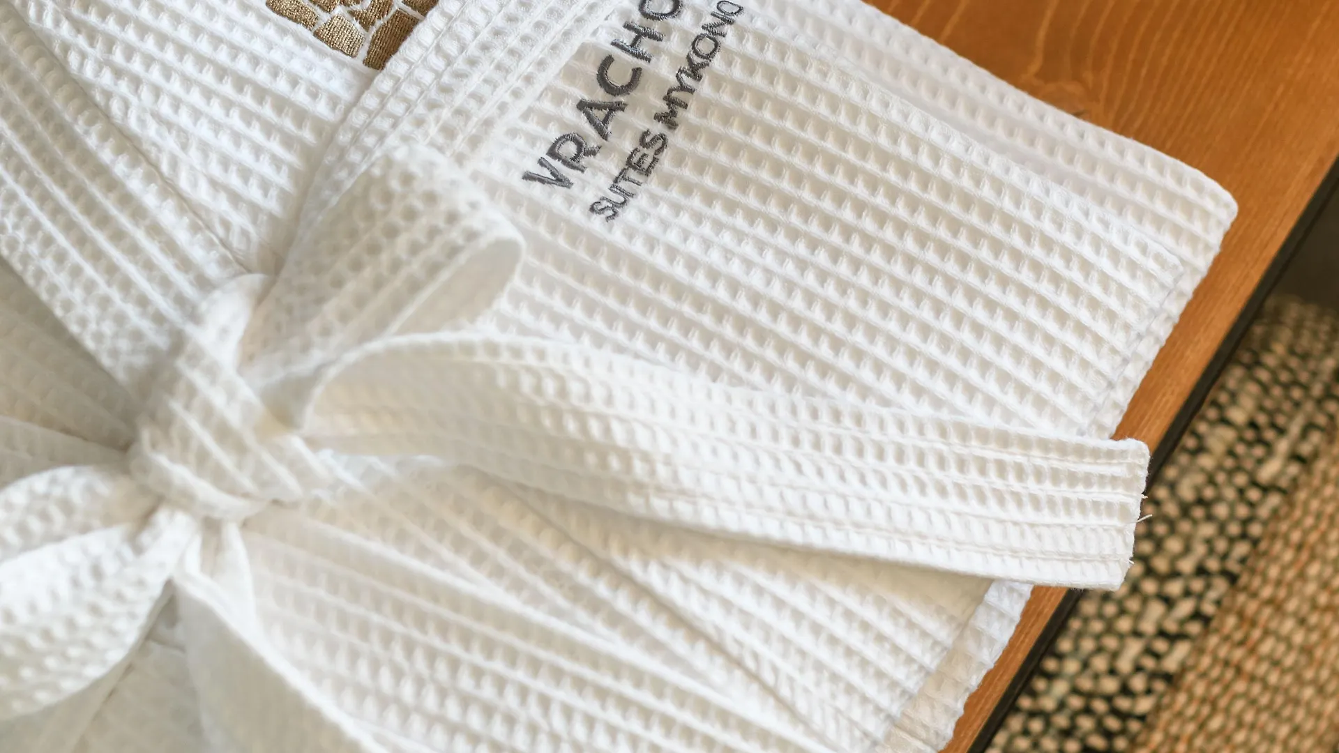 Vrachos Suites Mykonos Mykonos Town 3*,  Řecko